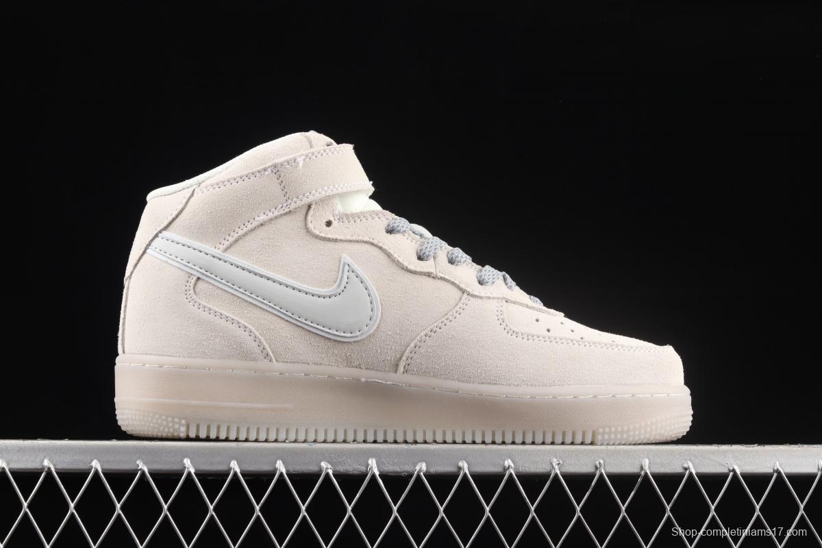 Reigning Champ x NIKE Air Force 120th 07 Mid defending champion six generations of 3M reflective Zhongbang casual board shoes GB0902-112