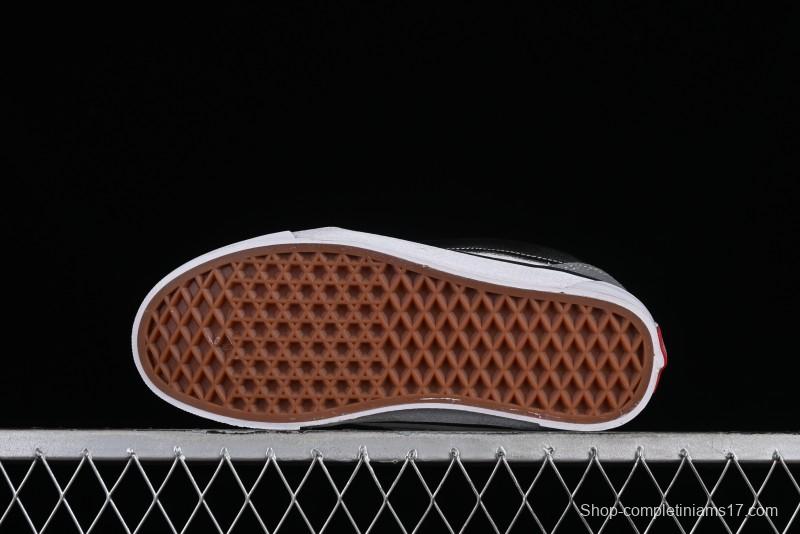 Vans Classics Knu Skool Retro Skate Shoes with Checkerboard Design - VN0009QC6PA