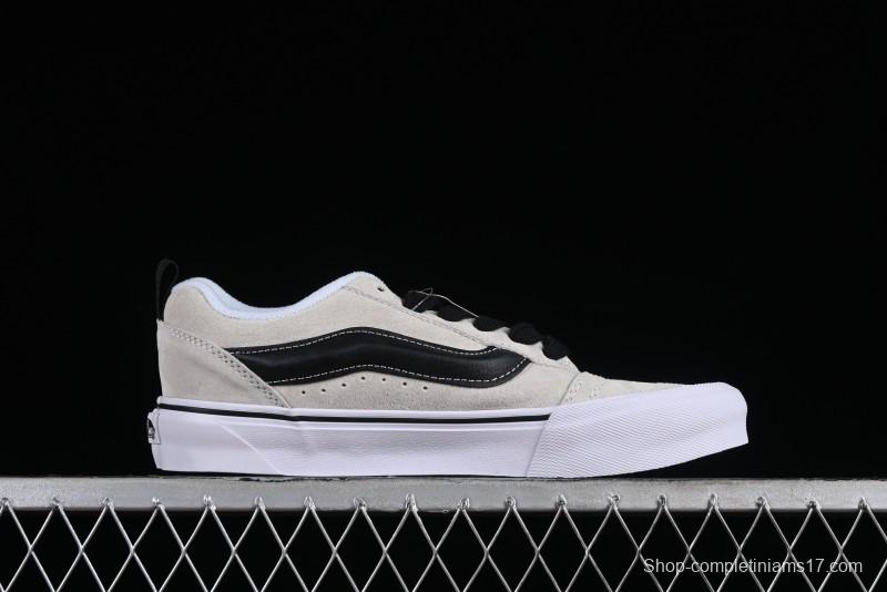 Vans Classics Knu Skool Retro Sneakers with Thick Tongue and Oversized Toe - VN0009QC02Y