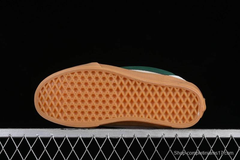 Vans Knu-Skool VR3 Lx Low-Top Retro Sneakers in Grey Green with Gum Sole - VN000CS0DWM