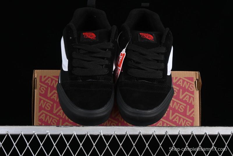 Vans Classics Knu Skool Retro Skate Shoes with Thickened Tongue and Oversized Toe - VN0009QCB9P