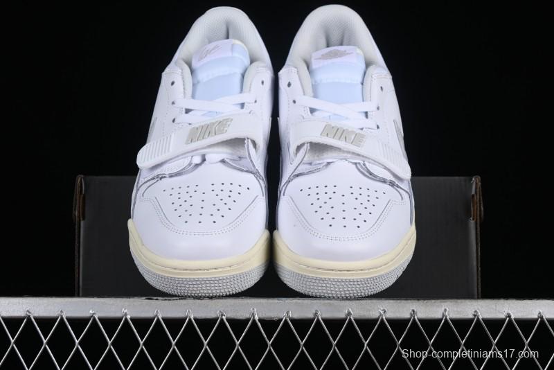 Air Jordan Legacy AJ312 Low Sneakers