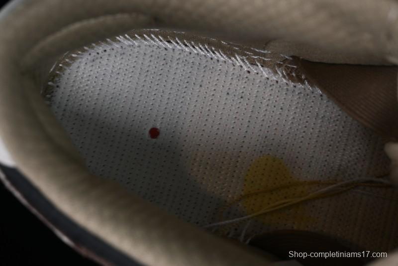 Nike SB Dunk Low Retro Sneakers with Floral Embossed Design and Tiffany Blue Accents - FZ3129-200