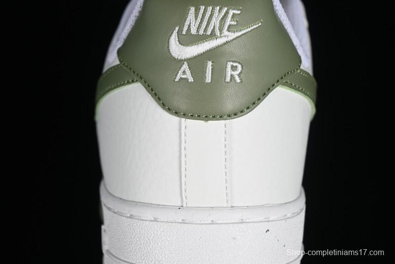 Nike Air Force 1 '07 Low Casual Sneakers in White Green - DV3808-106