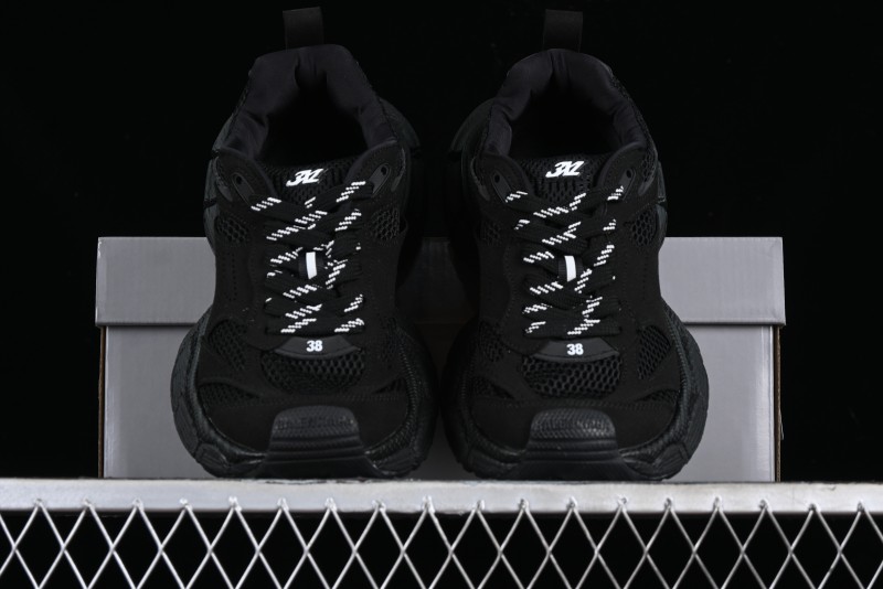 Balenciaga Phantom Sneaker - W3XLH0211