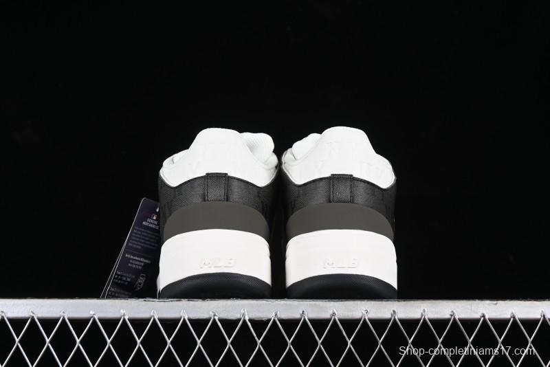 MLB Chunky Liner New York Yankees Lightweight Platform Sneakers with 6cm Height Increase - 3ASXCMM4N50BKS