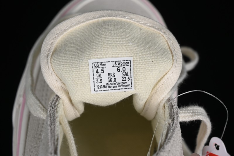 Vans Style 36 Low-Top Skate Shoes with Embroidered Details in Cream - VN000CRPGRN