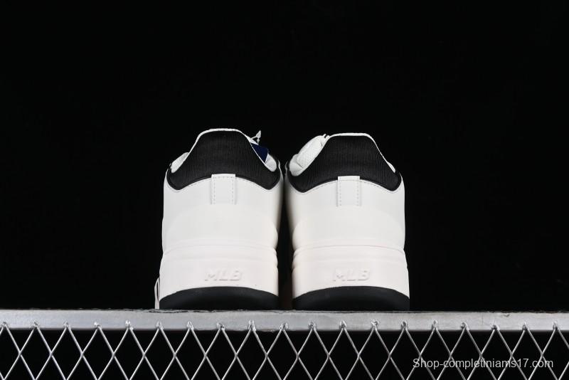 MLB Chunky Liner New York Yankees Hook & Loop Lightweight Platform Sneakers with 6cm Height Increase - 3ASXLMB3N50BKS