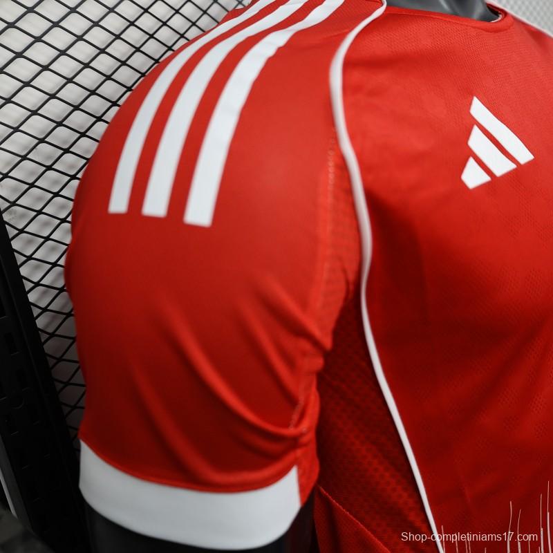 Player Version 25/26 Bayern Munich Home Jersey
