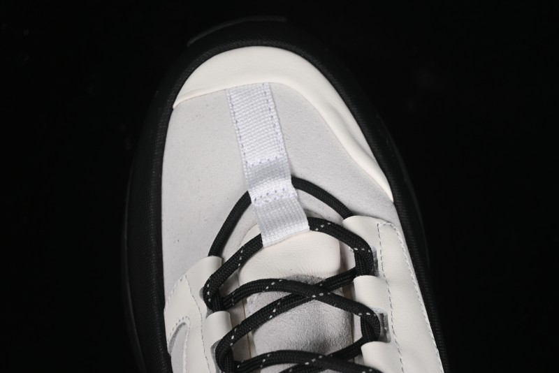 Canada Goose Glacier Trail Waterproof Leather Low-Top Lifestyle Sneakers - 7785M