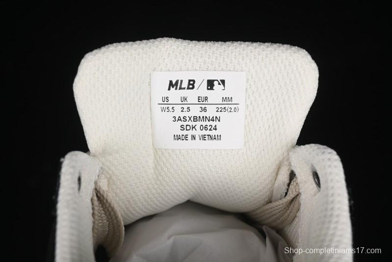 MLB Chunky Classic Base New York Yankees Lightweight Platform Casual Sneakers - 3ASXBMN4N50BKS