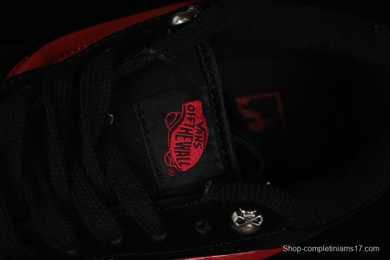 Vans Knu Skool Low Top Retro Casual Vulcanized Slip-On Shoes - VN0009QCSWE