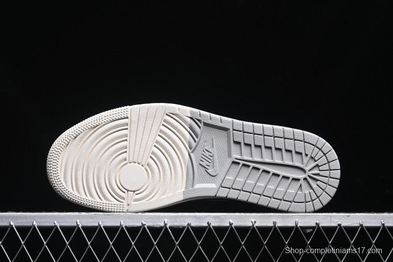 Nike Travis Scott x Fragment Design x Air Jordan 1 Low OG SP AJ1 Sneakers with Reverse Swoosh - SJ2068-134