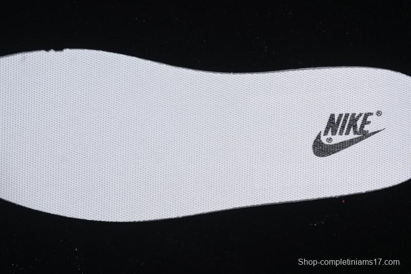 Nike SB Dunk Low Supreme Collaboration - Hello Kitty Anniversary Customized Low-Top Casual Sneakers - XY1688-018