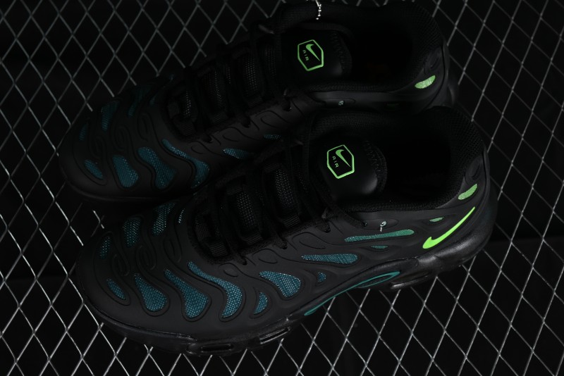 Nike Air Max Plus Drift Running Shoes with Air Cushion Technology - FD4290-006