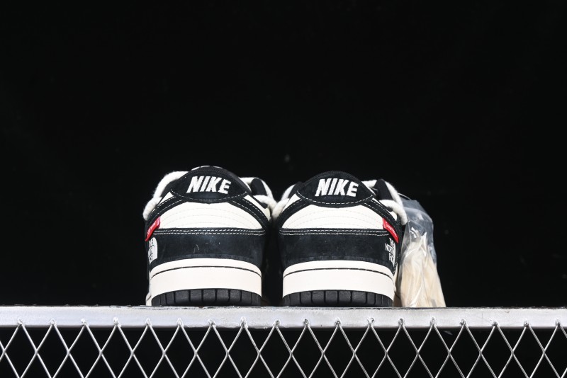 Nike SB Dunk Low The North Face x Supreme Anniversary Edition Customized Lace-Up Black White Black Swoosh Casual Skate Shoes - YX5066-227
