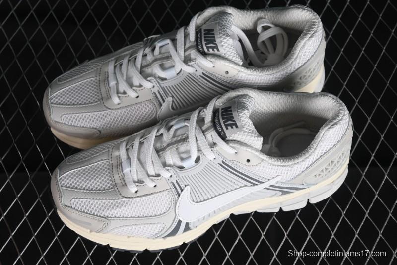 Nike Zoom Vomero 5 SP Retro Casual Running Shoes with Lightweight EVA Midsole - HF0731-007