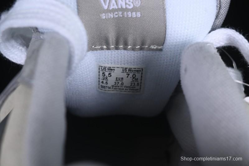 Vans Knu Skool Low-Top Retro Chunky Sneakers - VN000D22BH7