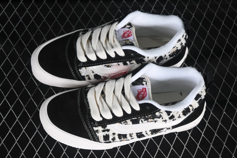 Vans Classics Knu Skool Retro Skate Shoes with Enhanced Cushion and Breathable Mesh - VN0A5JM2BA21
