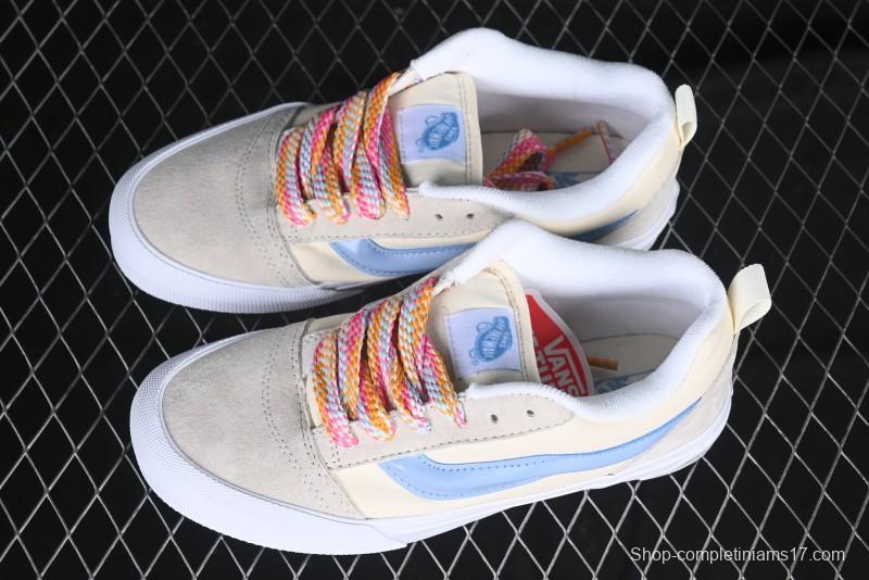 Vans Knu Skool Low-Top Retro Casual Vulcanized Sneakers - VN000CS00DX