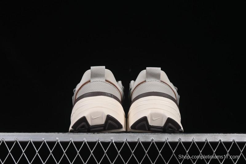 Nike Runtekk Run Retro Low-Top Running Shoes with Cushlon Midsole and Anti-Slip Design - FN0738-107