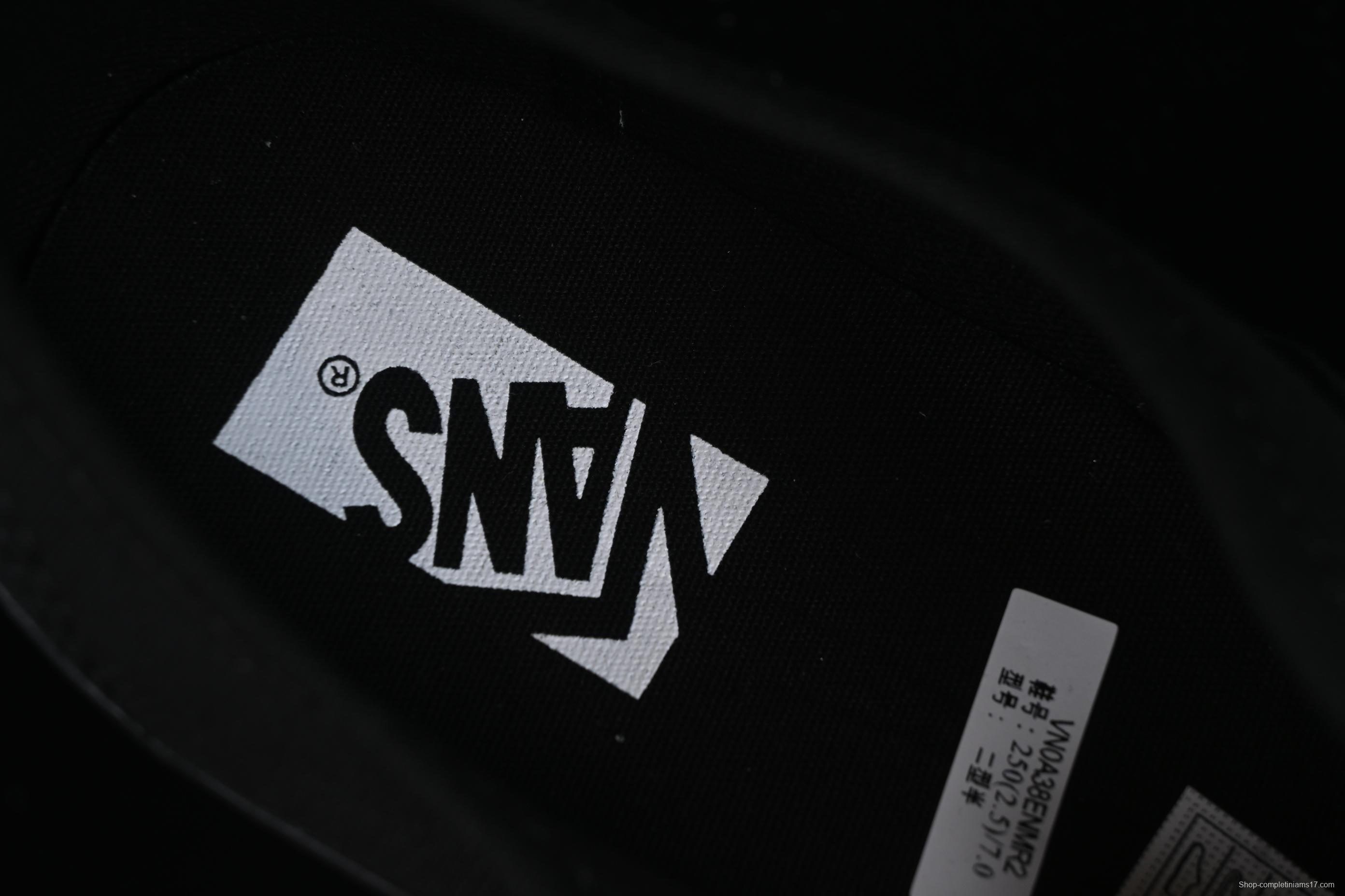 Vans Authentic Reissue 44 Low-Top Casual Skate Shoes - VN0A38ENMR2