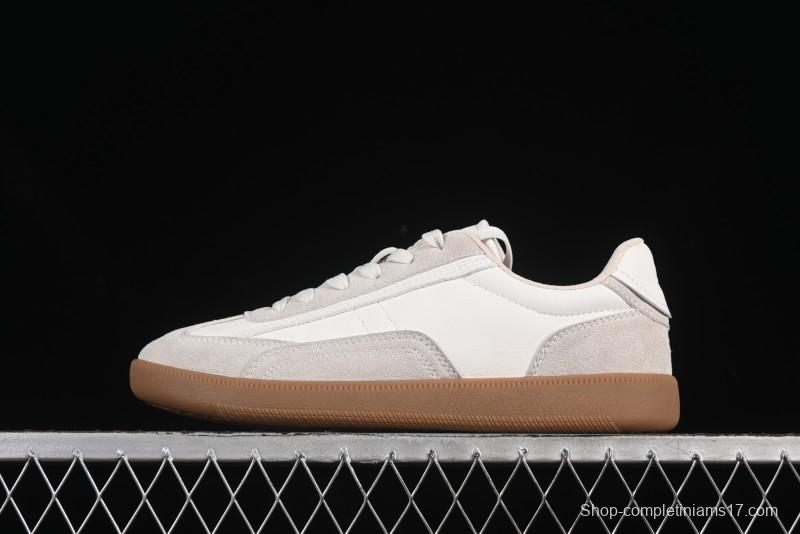 Ecco Men's Casual Series Fashion Sneakers with Shock-Absorbing Sole and Breathable Upper - 63082901002
