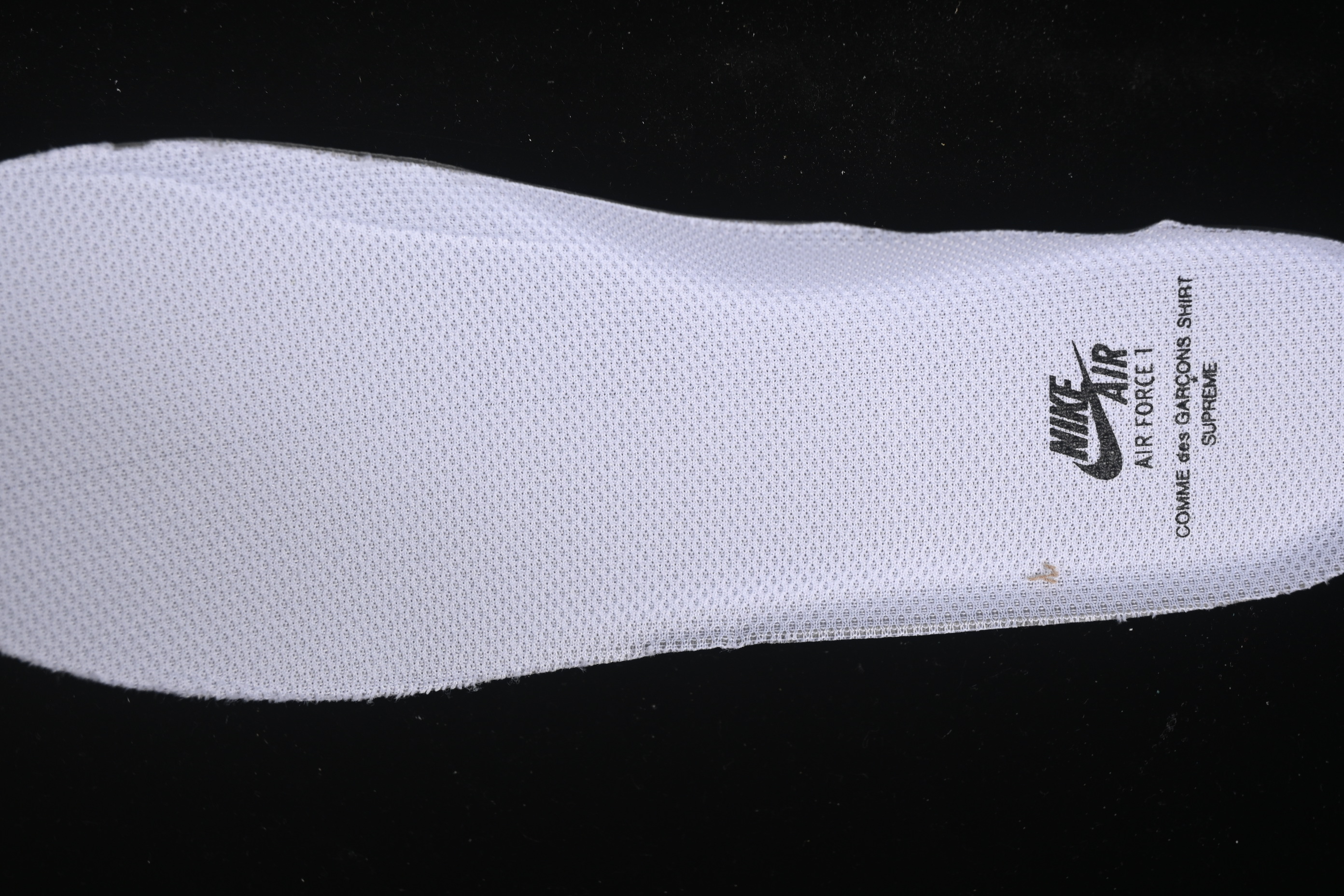 Nike Air Force 1 Low '07 Comme des Garcons Shirt Supreme Collaboration Casual Sneakers - 923044-100