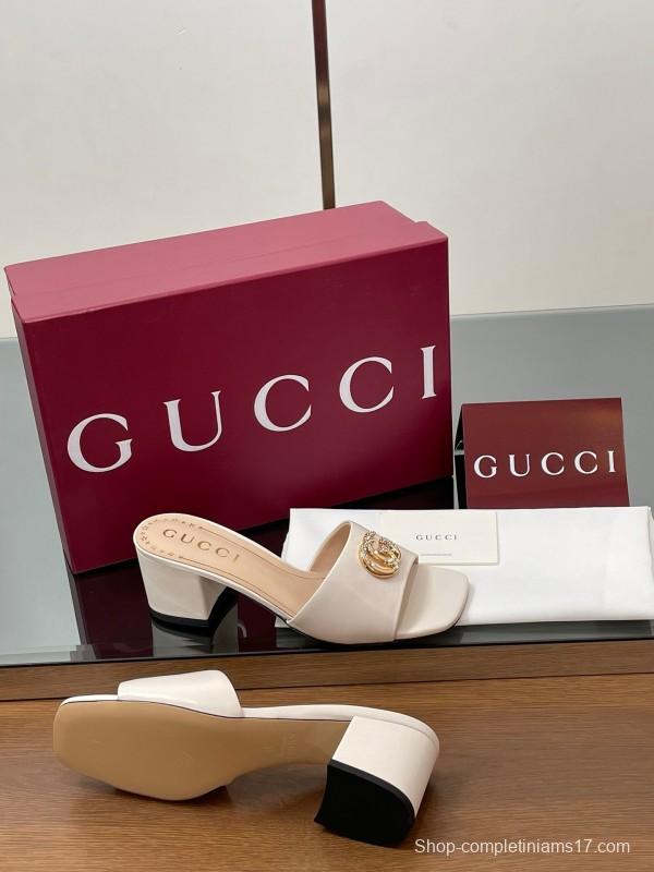 2025 Women Gucci Beige Leather Block Heel Sandals GG Crystal Buckle LY00280
