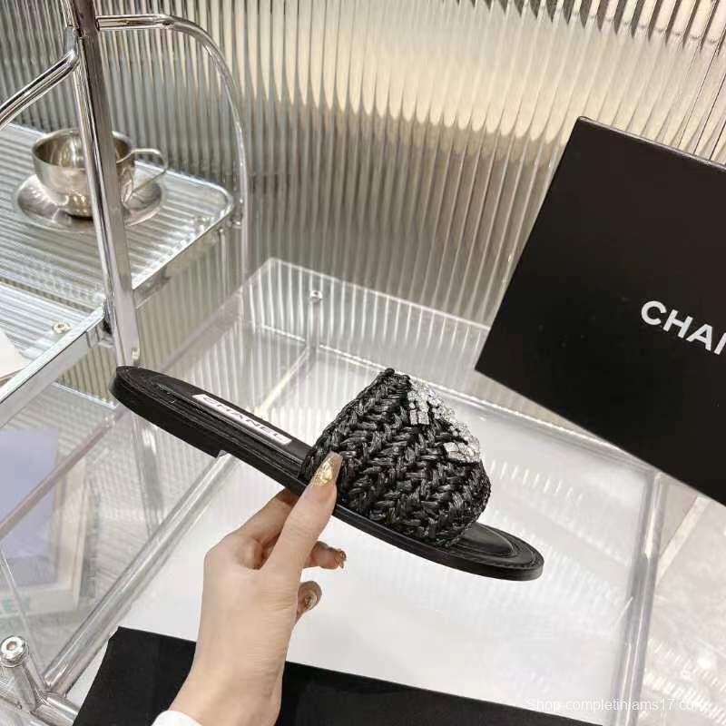 2025 Women Chanel Black Raffia Leather Slippers LY00270