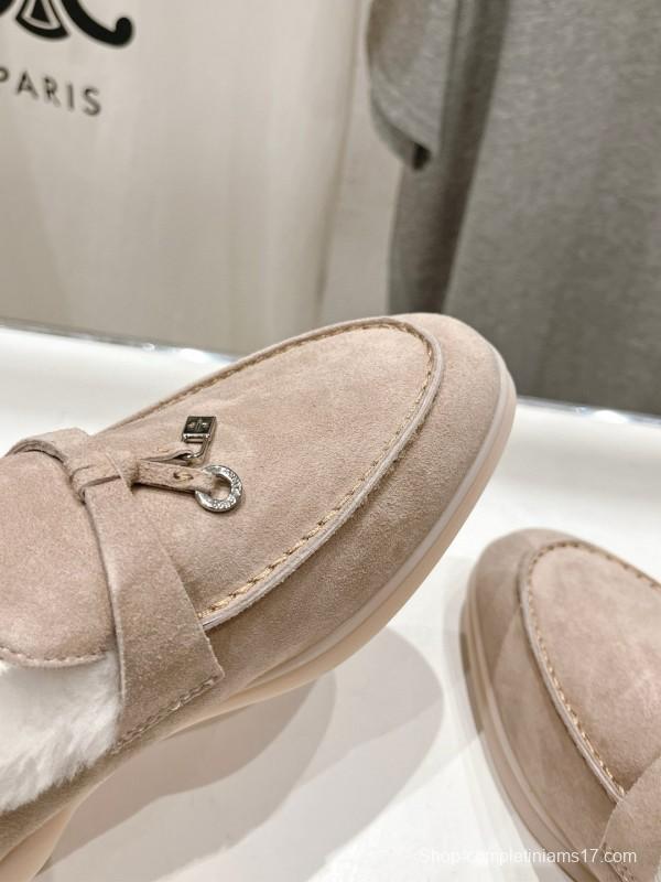 2024 Women LP beige suede shearling loafers MJ00300