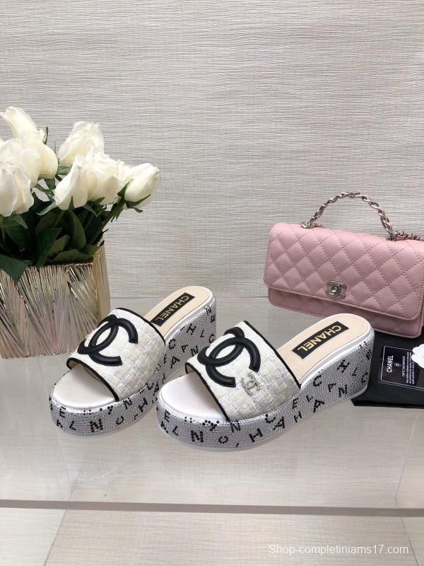 2025 Slippers Chanel White Black Fabric Platform Logo LY00320