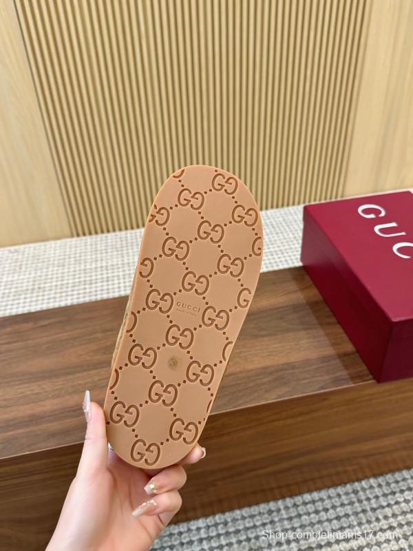 2025 Women Gucci Beige Leather Sandals LY00260