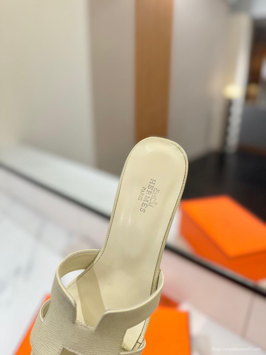 2025 Women Hermès Cream Leather Sandals