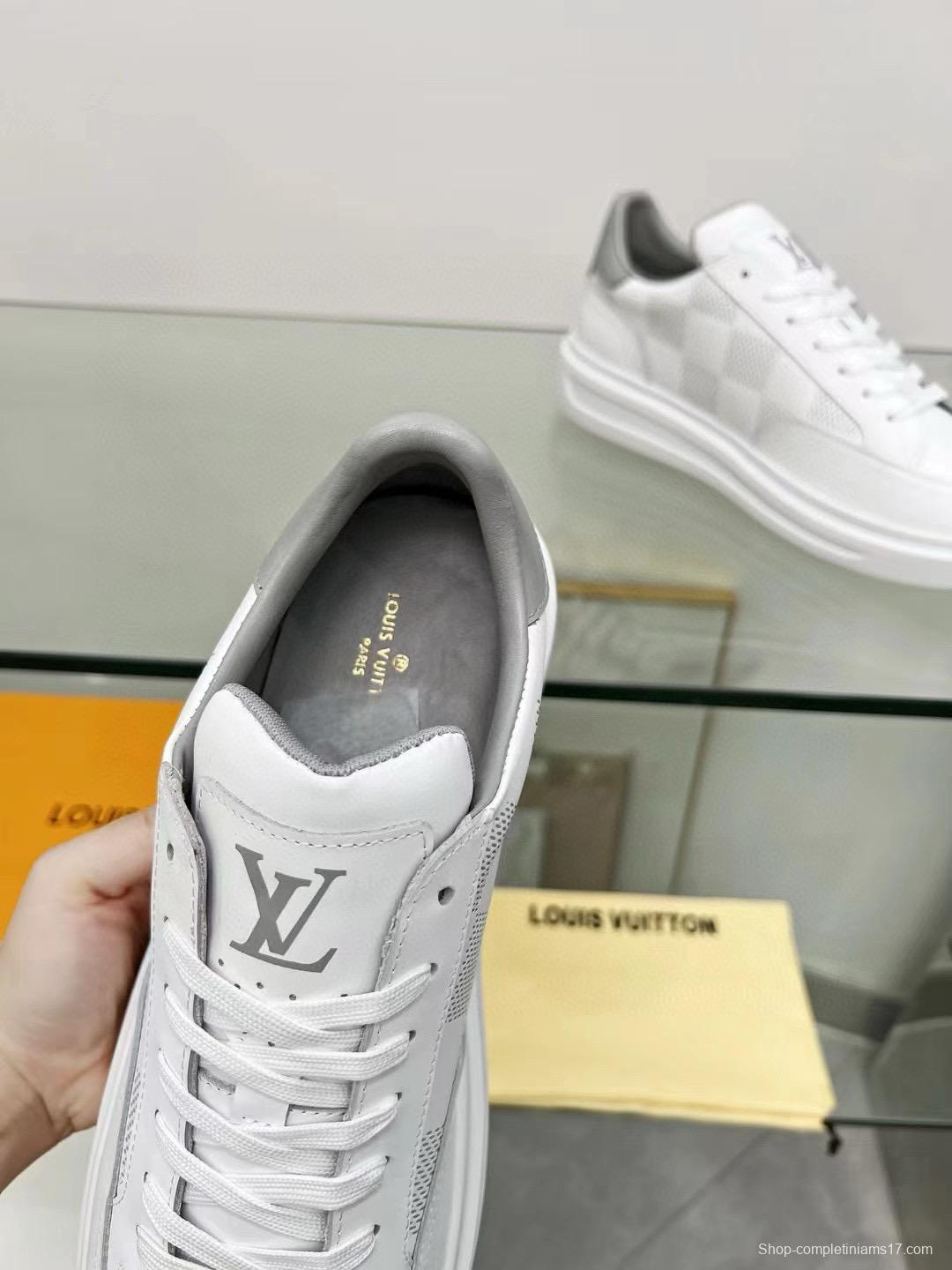 2024 Men Louis Vuitton White Grey Leather Sneakers MJ00330