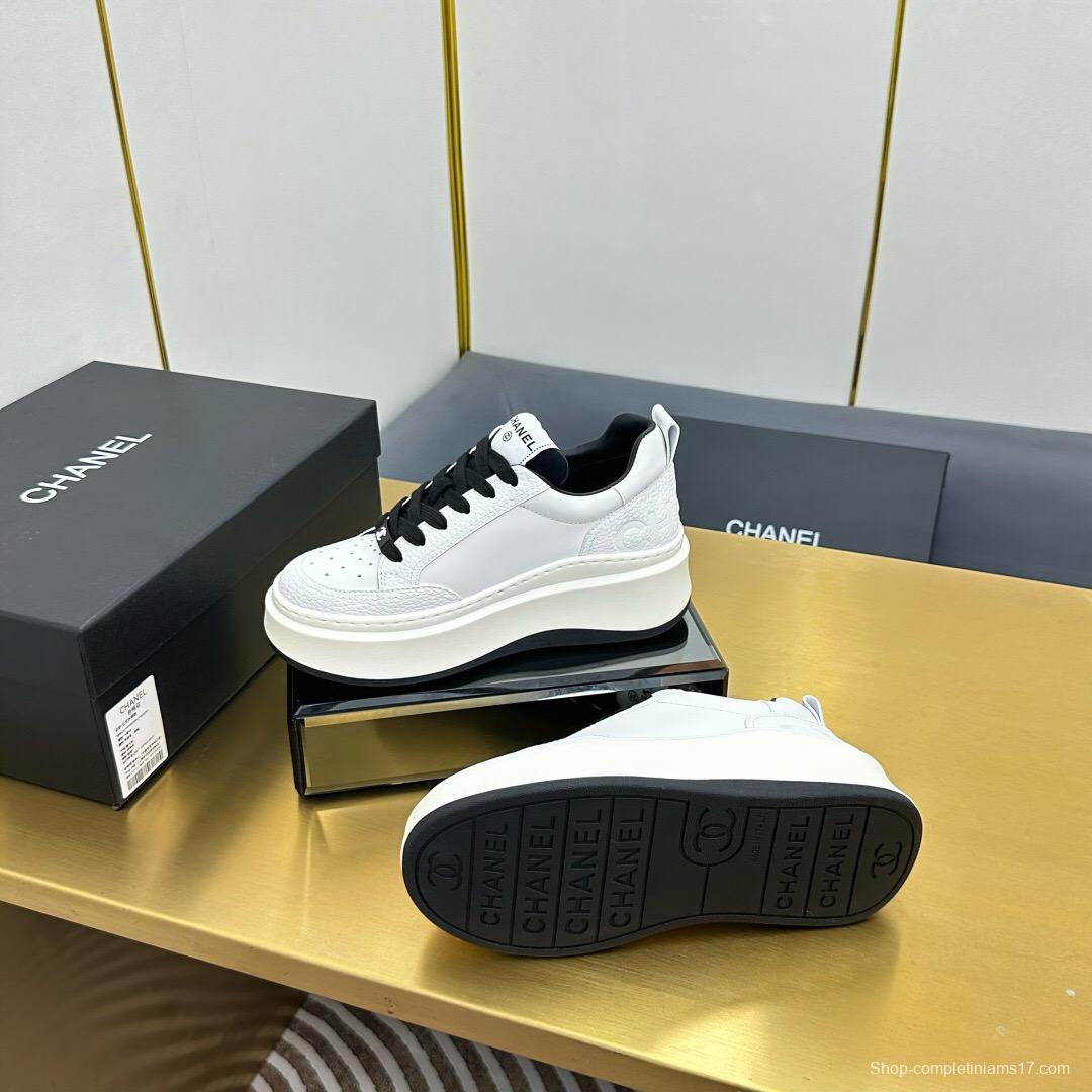 2025 Women Chanel White Black Leather Sneakers