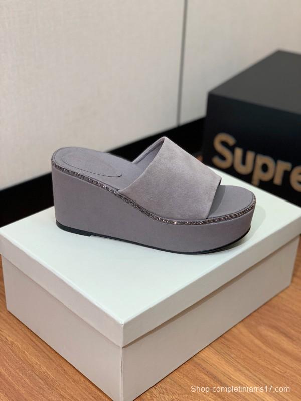 2025 Women BRUNELLO CUCINELLI Grey Suede Platform Slide Sandals Elegant Craftsmanship LY00360(F)