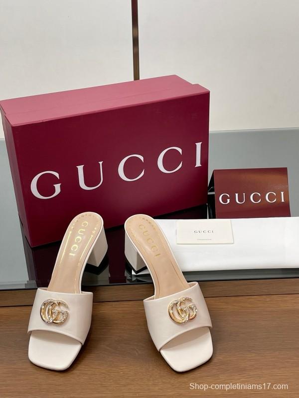 2025 Women Gucci Beige Leather Block Heel Sandals GG Crystal Buckle LY00280