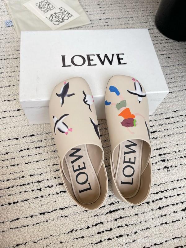 2025 Women Loewe Beige Lambskin Slippers Whale Pattern