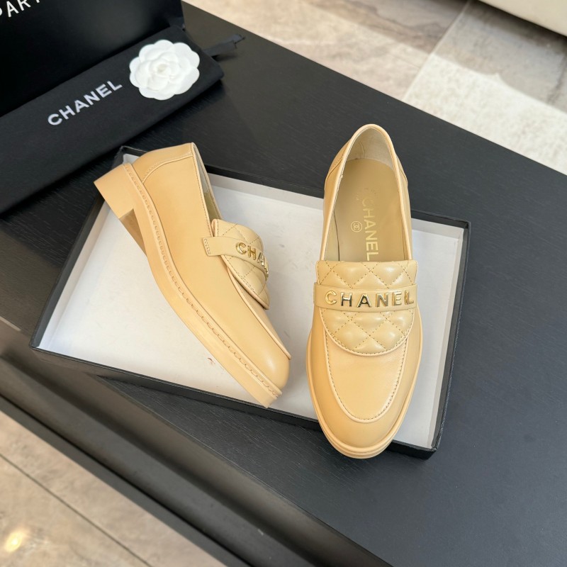 2025 Women Chanel Beige Leather Loafers KFY00310