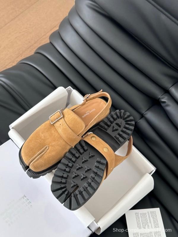 2025 Women MM6 Tan Suede Slingback Split-toe Shoes KFY00310
