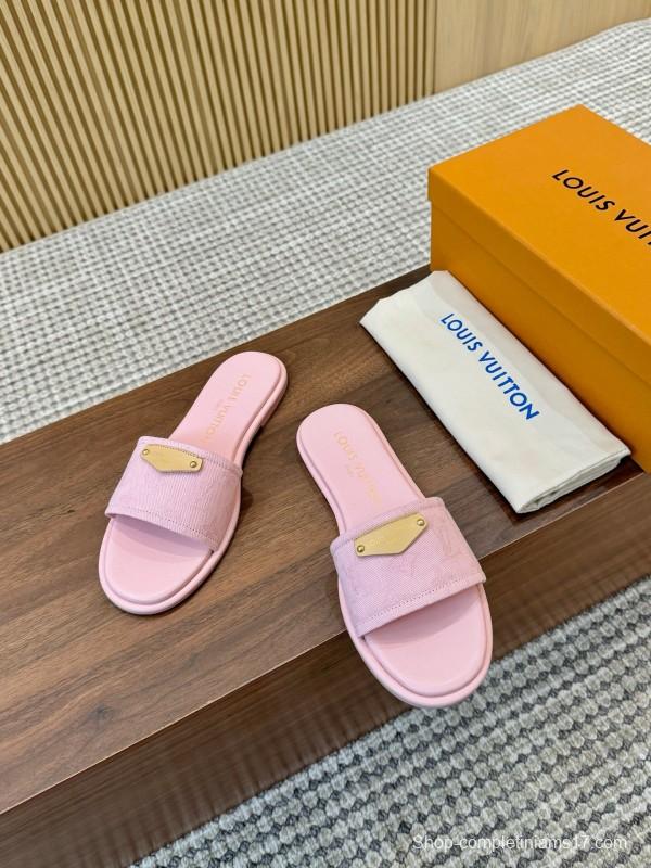 2025 Women Louis Vuitton Pink Leather Slippers LY00220
