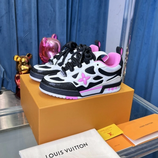 2025 Unisex Louis Vuitton White Black Pink Leather Mesh LV Trainer