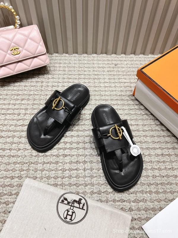 2025 Slippers Hermès Black Leather Slippers LY00270
