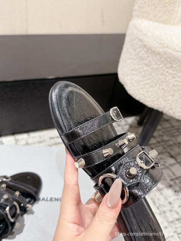 2025 Slippers Balenciaga Black Leather Metal Buckle KFY00289