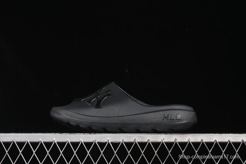 New York Yankees MLB Skipper Slide Summer Casual Sandals - 3ALPS015350BKS