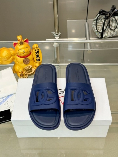 2025 Men Dolce & Gabbana Blue Leather Slippers KFY00150
