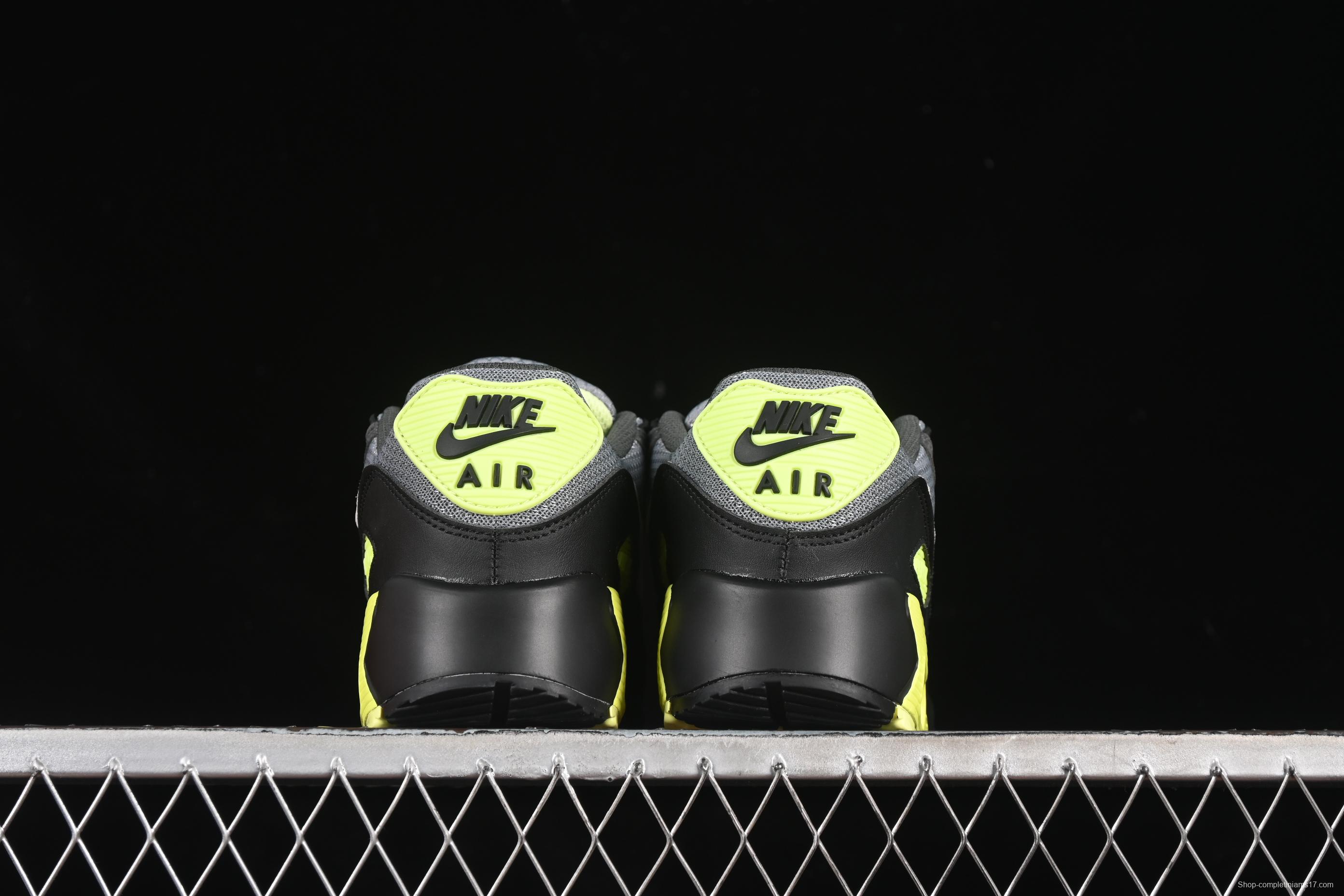 Nike Air Max 90 Retro Running Shoes with Visible Air Cushion - DM0029-012