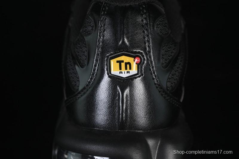 Nike Air Max Plus Retro Running Shoes with Air Cushion Technology - 604133-050