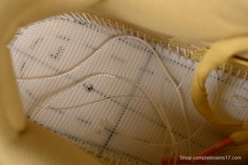 Nike SB Dunk Low Saturn Gold Low-Top Skate Shoes - FJ1674-700